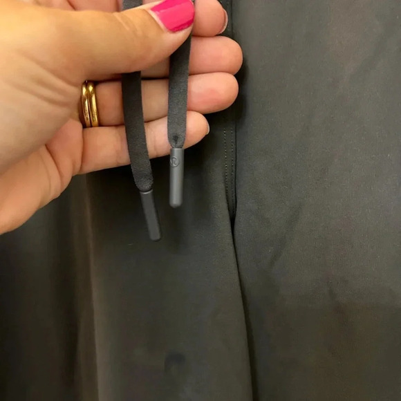 NEW Lululemon Keep Moving Pant 7/8 High-Rise Graphite Grey SZ 8 - Picture 9 of 9